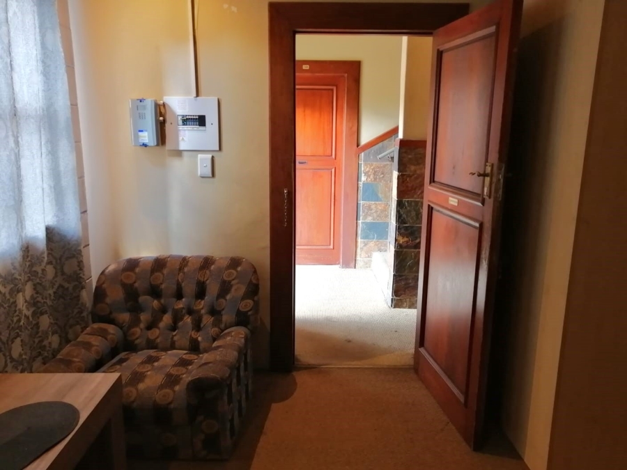 1 Bedroom Property for Sale in Brandwag Free State
